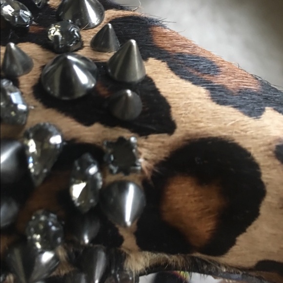 Sam Edelman Lorissa Studded Leopard Pump - Picture 6 of 7
